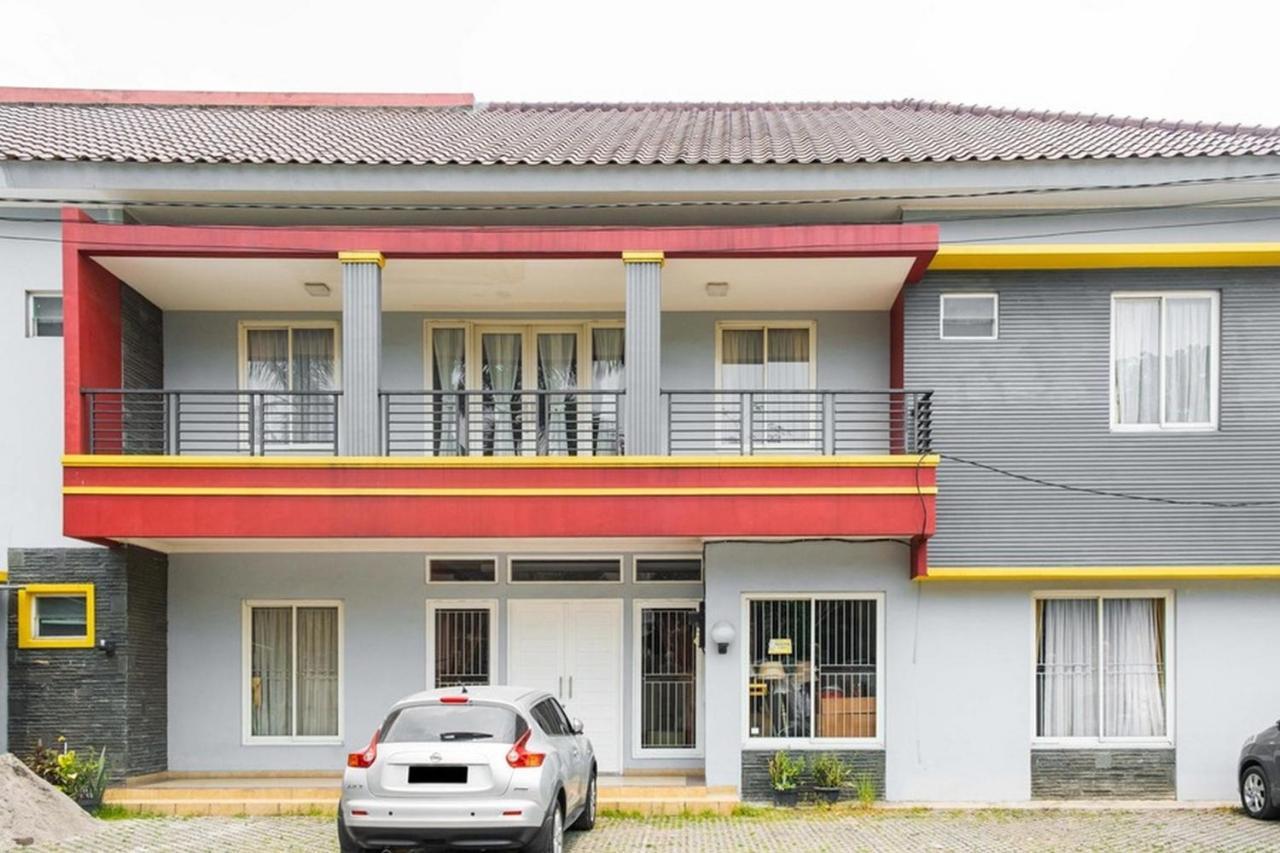 Hotel Reddoorz Near Siloam Karawaci 3 Tangerang Exterior foto